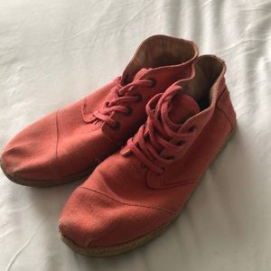 Coral Toms booties